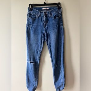 Levi 710 Super skinny medium wash jean Size 26